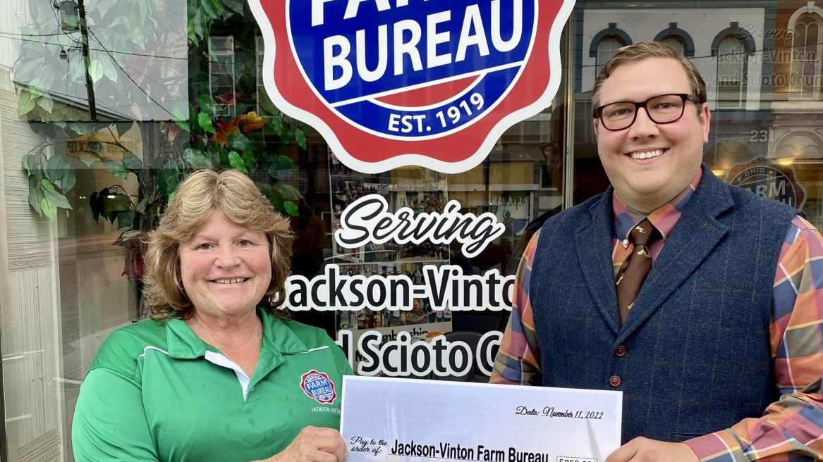 Commissioner Hensler sponsors Young Ag members Ohio Farm Bureau